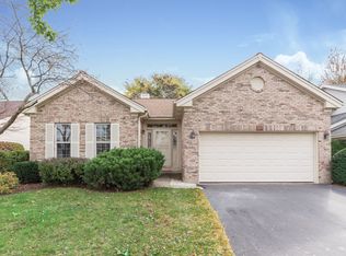 545 Rose Ln, Bartlett, IL