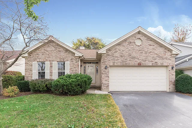 545 Rose Ln photo 1