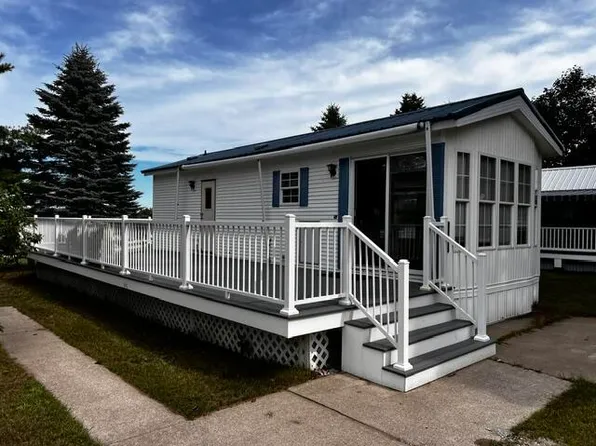6797 Bianco, Alanson, MI 49706