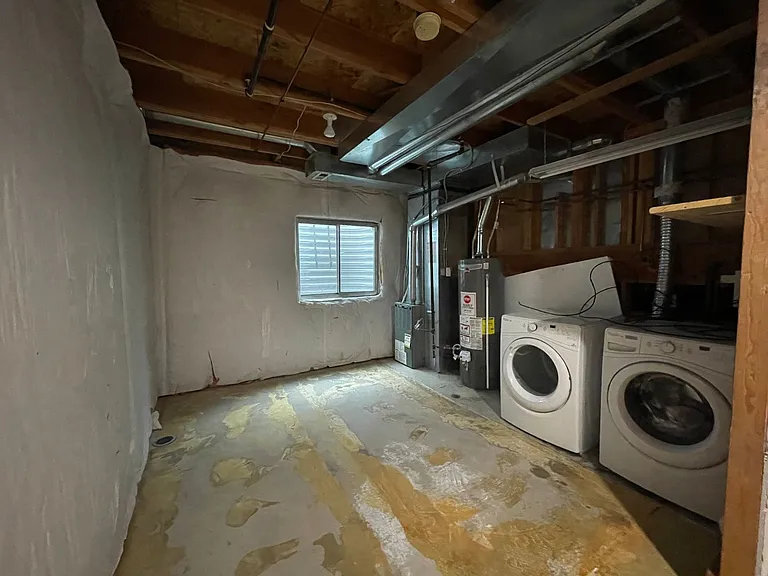 1331 W 132nd Pl — Photo 10