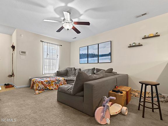 3rd image of 185 Glen Cannon Drive