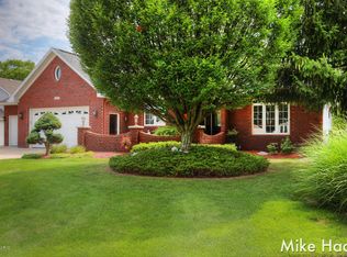 2514 Keyton Ct NW, Grand Rapids, MI 49504