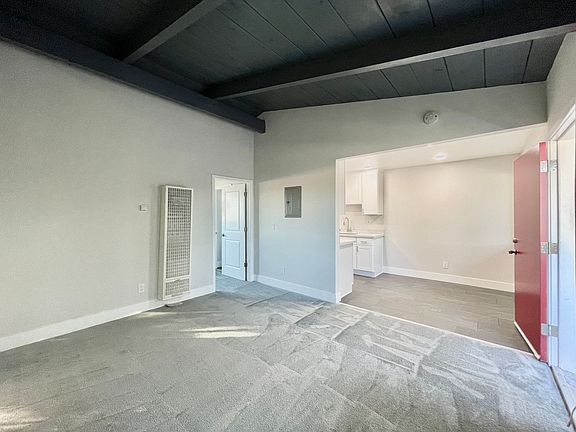 3rd image of 527 E Taylor Ave #7