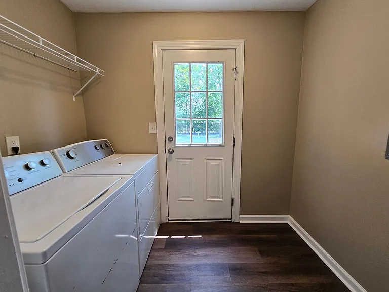 707 Miller Ave — Photo 10