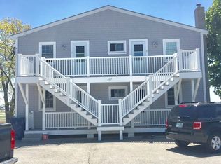 497 Winnacunnet Rd, Hampton, NH 03842