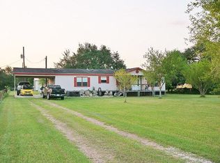 712 Rodeo Rd, Inez, TX 77968