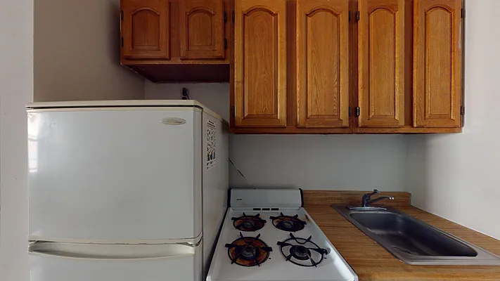 Rented by Bond New York | media 12