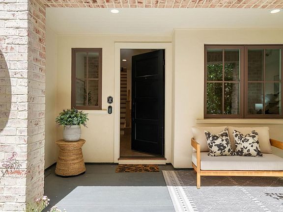 5th image of 504 Wayfarer Way