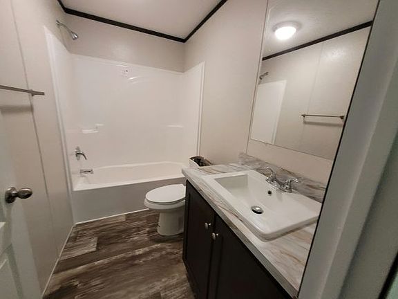 4th image of 325 Brutus Dr #63