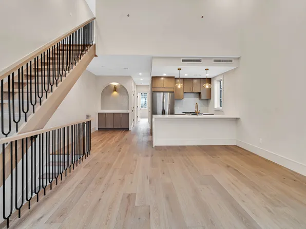 368 92nd Street image 8 of 29