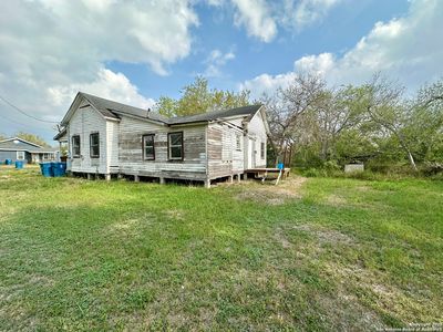 505 W Sylvia, Beeville, TX, 78102