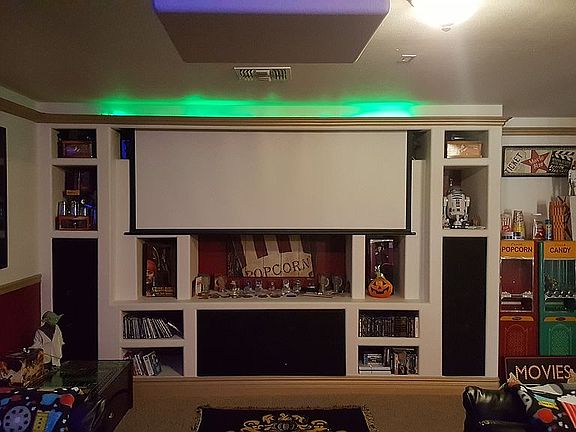 ELECTRIC RETRACTABLE SCREEN