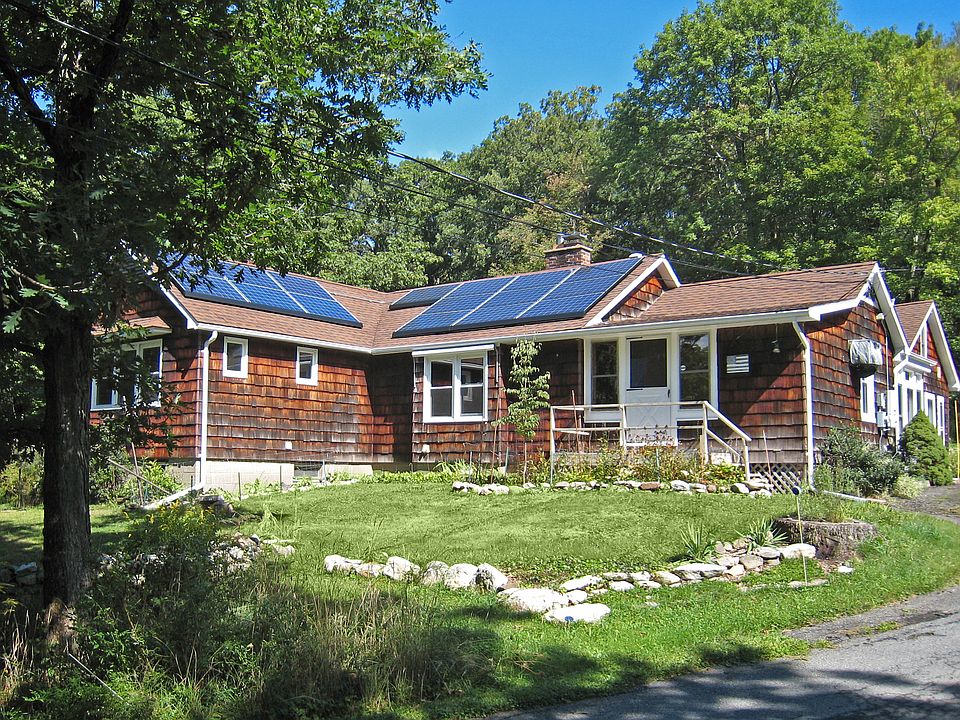 75 Cragsmoor Rd, Cragsmoor, NY 12420 Zillow