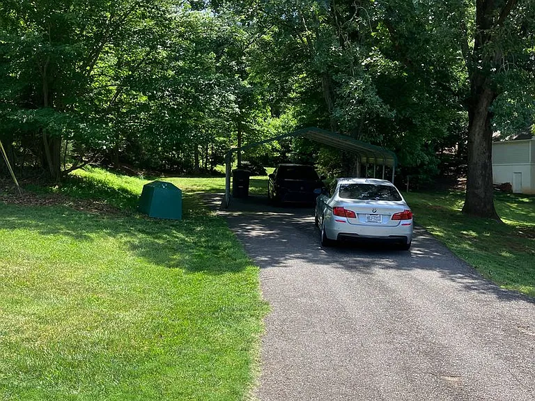 137 Fern Haven Ln — Photo 16
