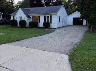 228 N George St, Whitewater, WI 53190
