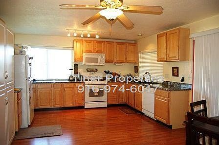 3rd image of 5426 Andrea Blvd