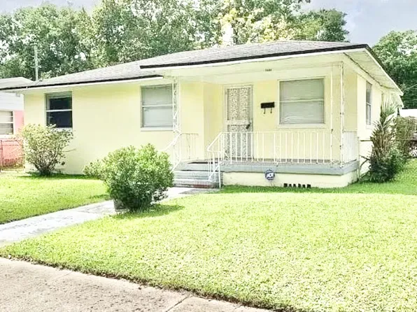 1728 Grunthal St, Jacksonville, FL 32209