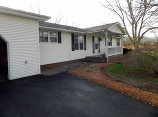 707 Lower Colesburg Rd, Elizabethtown, KY 42701