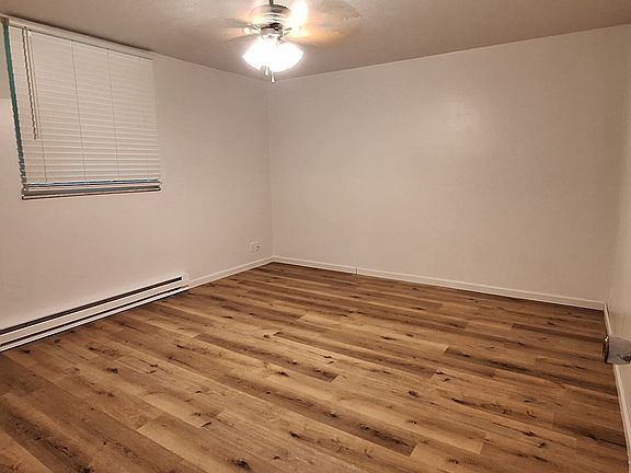 3rd image of 950 Chestnut Ave #950