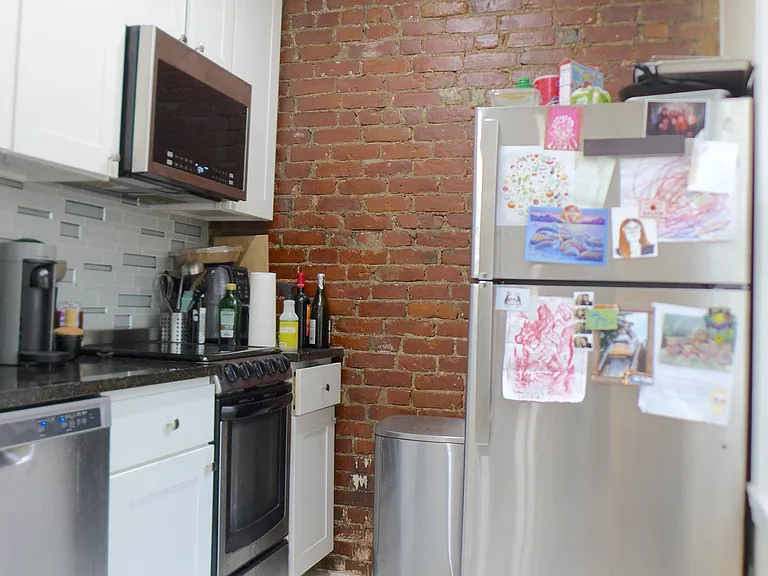 10 Smythe St #1 — Photo 8