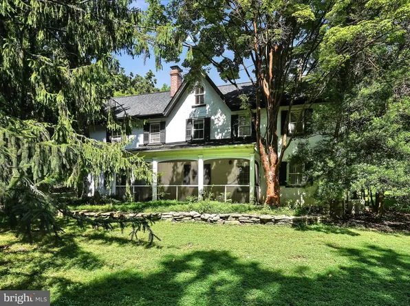 3901 Gradyville Rd, Newtown Square, PA 19073