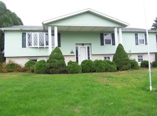 145 Mountain View Dr, Jersey Shore, PA 17740