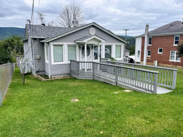 1404 Donovan St, Selma, VA 24474