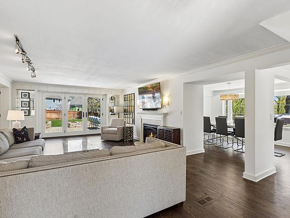 4th image of 5404 Interlachen Blvd