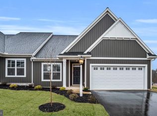 923 Shadowbrooke Dr, Dover, PA 17315