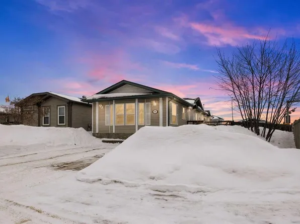 100 SW Ash Way, Wood Buffalo, AB T9K 0E8