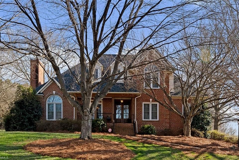1st image of 108 Suntree Dr