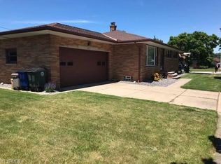 4156 Spring Crest Dr, Brooklyn, OH 44144