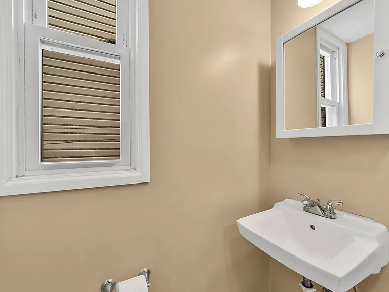127 Parker Ave #4 — Photo 3