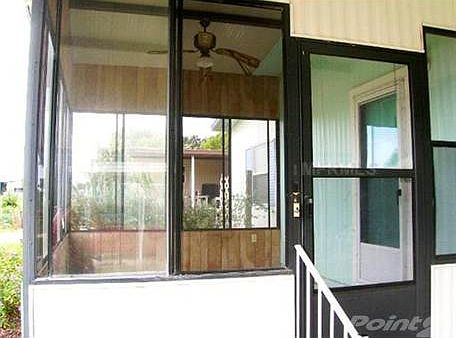 2nd image of 1822 Pauline Dr