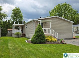 5434 Barclay Ct, Macungie, PA 18062