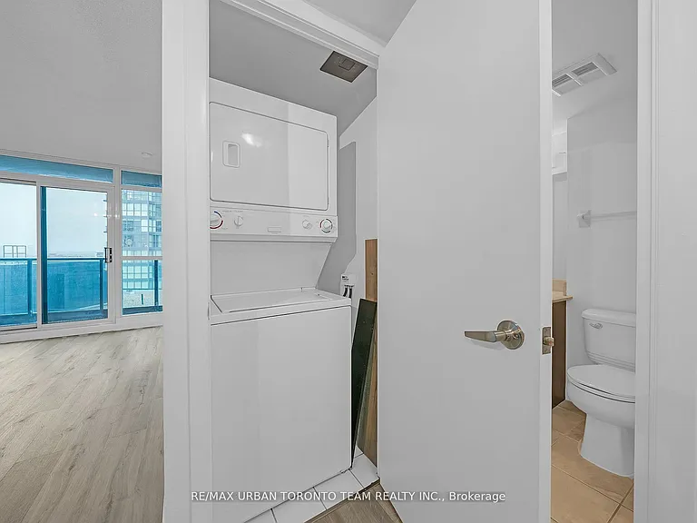 600 Fleet St #1901 — Photo 10