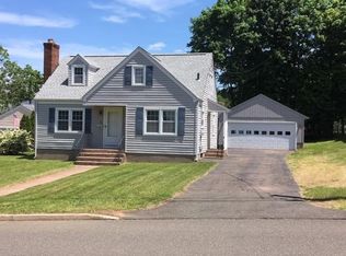 11 Grant Rd, Manchester, CT 06042
