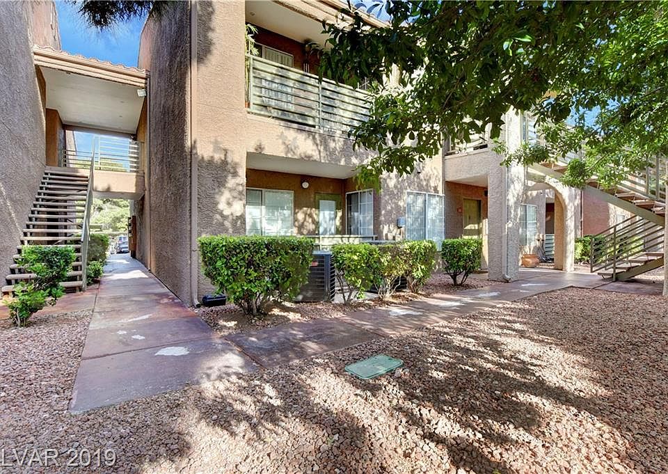1st image of 2101 Sealion Dr Unit 106