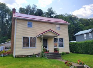 63 Penn St, Grampian, PA 16838