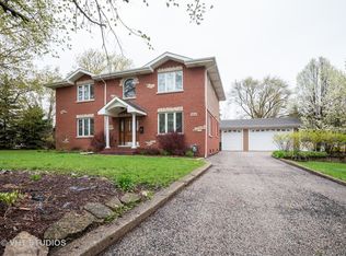655 N Chicago Ave, Arlington Heights, IL 60005