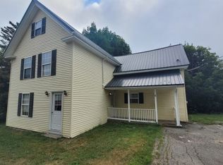 5 Oak Grove St, Bangor, ME 04401