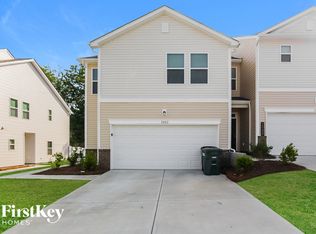 2082 Cypress Village Dr NW, Concord, NC 28027