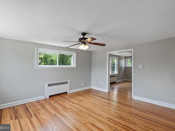 5th image of 8324 Ridgeway St