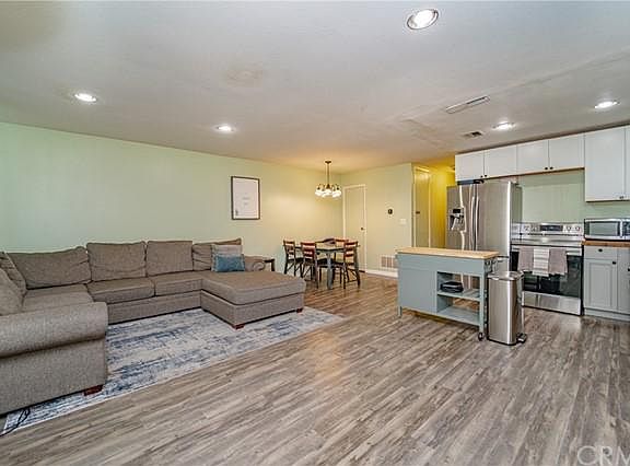 5th image of 1053 W Sierra Madre Ave APT 4