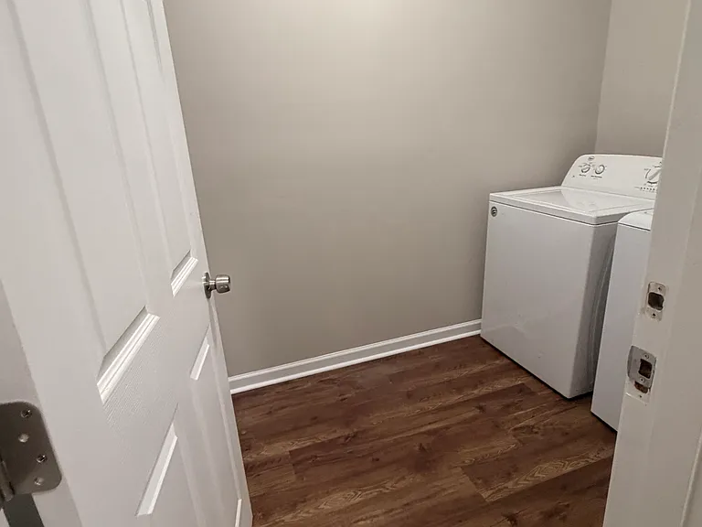 416 Poplar St — Photo 20