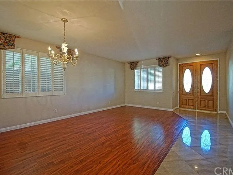 7350 Legacy Pl — Photo 8