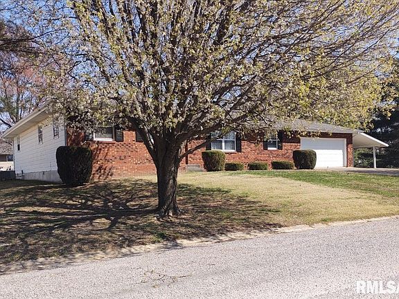 2nd image of 1003 Alan Dr