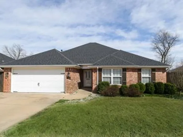 720 Harvest St, Centerton, AR 72719