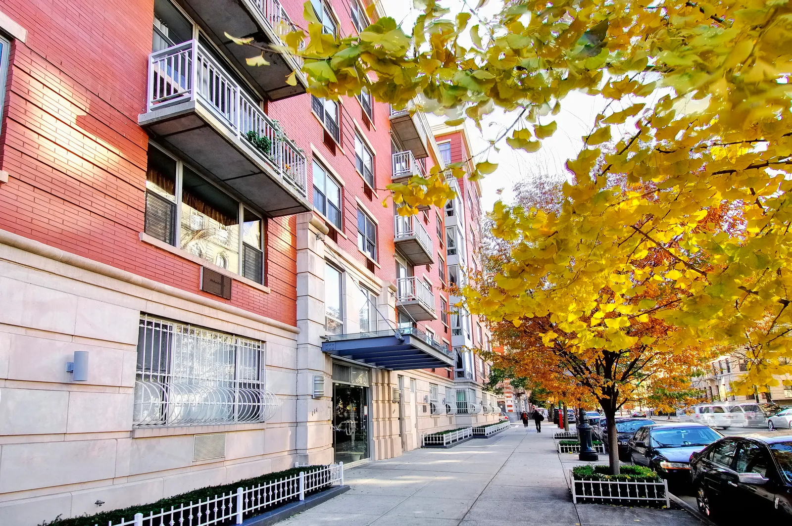 444 Manhattan Avenue