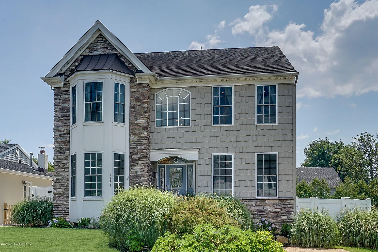 1221 Narrumson Rd photo 1